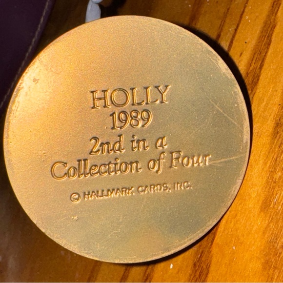 Hallmark Keepsake Ornament Holly Christmas Carousel Horse 2nd in Collection 1989 - Picture 6 of 6